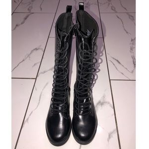 Zara - Lace Up Knee High Leather Boots - Little Girls size 32 / US 1